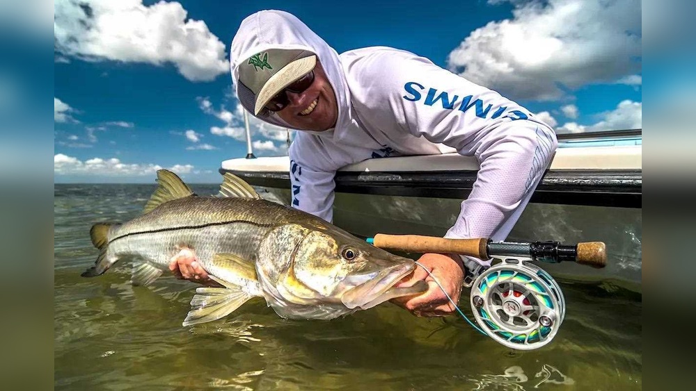 Is Saltwater Fishing Better at Night? Uncover the Secrets